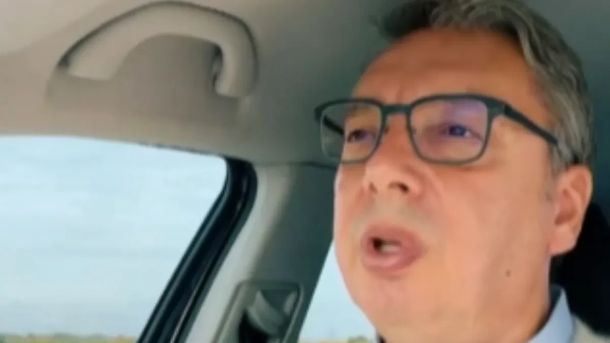 "Pajtić je direktno upravljao tzv. studentskim akcijama" Vučić raskrinkao plan opozicije: Hoće povratak Demokratske stranke