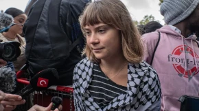 Od Srbije do Francuske ista šema? Iskra plane za dan, ali organizacija koja je pretvara u masovni bunt gradi se godinama
