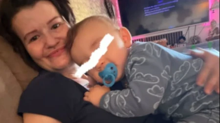 Rodila je bebu nakon borbe sa rakom, a onda je jedna žena nazvala sebičnom: Valentinin odgovor tera suze na oči