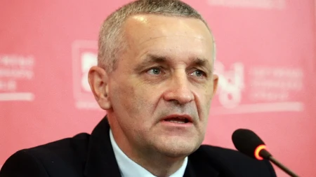 Dokle više terora nad Srbima?! U Sarajevu ponovo uništen automobil iz Srbije, Linta: "Ovo je čist čin mržnje"