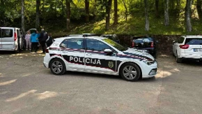 Užas! Monstrum trgovao decom: Tokom hapšenja progutao otrov i okončao u bolici