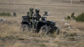 Čelični udar na Pasuljanskim livadama: Tenkovi M-84 rešetali i demonstrirali silu – Vojska Srbije spremna za sve izazove!