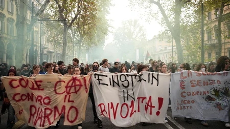 Ruše i Rim! Protesti studenata i srednjoškolaca širom Italije, sukobi demonstranata sa policijom