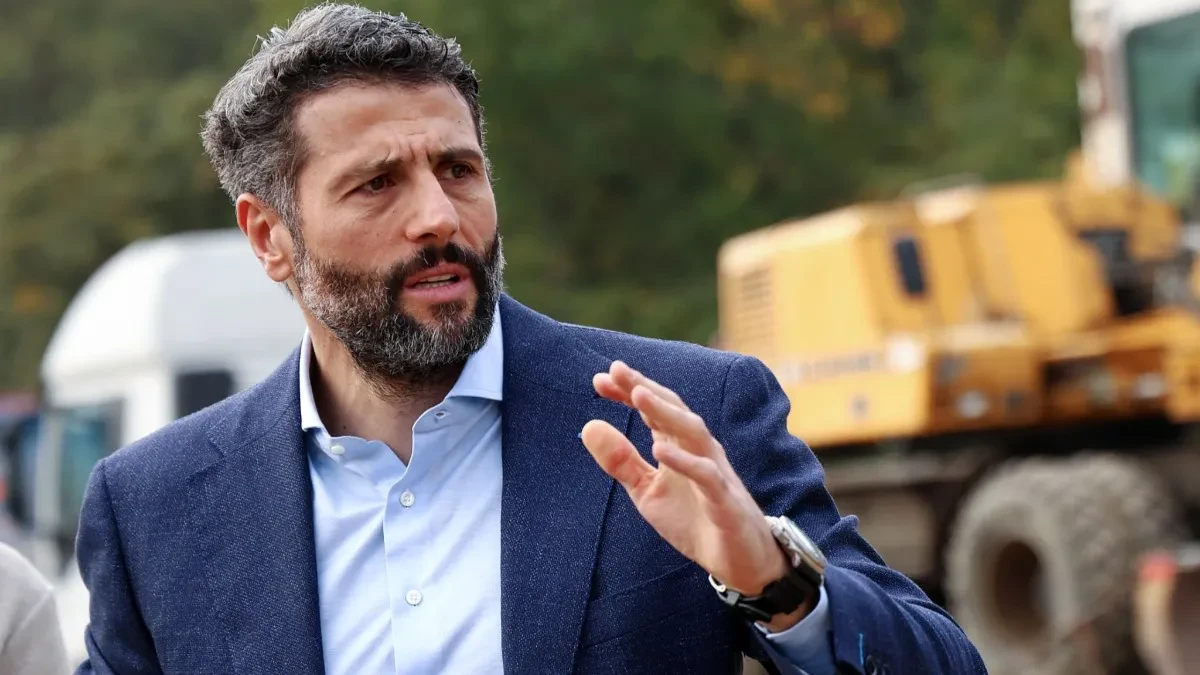 Šapić obišao radove na kapitalnim projektima: Beograd živi svoj najveći infrastrukturni i saobraćajni momenat, najveći rezultati biće vidljivi 2027. 