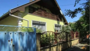 Kuća od 200 kvadrata sa bazenom i ogromnim placem za 83.000 evra: Cena snižena, a evo šta sve kupac dobija