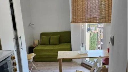 Izdaju stan od 4 kvadrata u Beogradu: Cena će šokirati (FOTO)