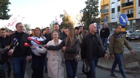 Samo dvojica govornika na velikom skupu! Vučić otkrio šta sprema sa Ficom: „Čućete večeras, ljudi će biti zadovoljni!“