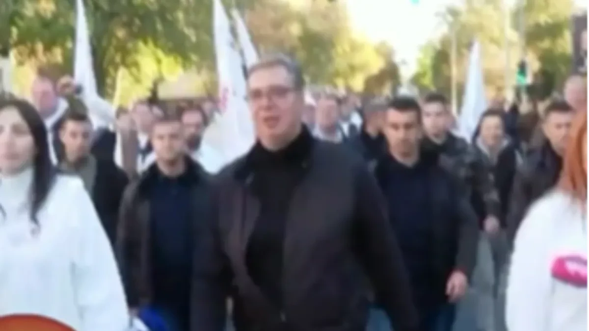 „Najteže mi je bilo zbog majke!“ Vučić progovorio o napadima na porodicu