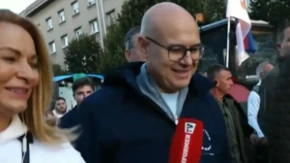 Spektakl u srpskoj Atini: Sjajna poruka lidera SNS Vučevića iz Novog Sada: Svi za jednog, jedan za sve! 