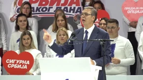 „Najveći NATO lobista poručio da Vučić mora da padne!“ Iz Novog Sada stigao odgovor: „Hvala mu, to mi je najbolja preporuka!“