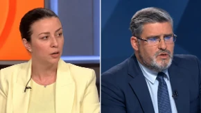 "Dajete sebi za pravo da odlučujete ko sme da postoji u politici" Starović postavio na mesto promoterku blokadera i lažne države