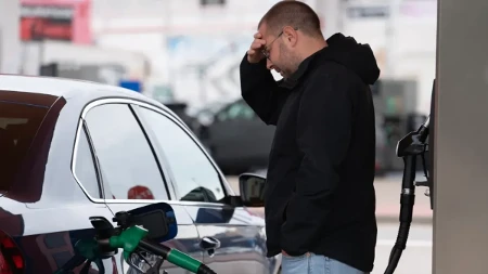 Srbija čuva cene goriva dok svet strahuje od nestašica: Kriza sa dizelom potrajaće do sredine 2027. godine
