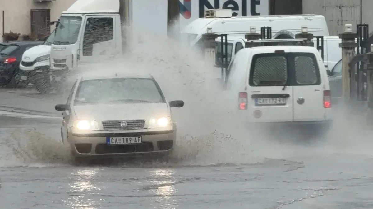 Hitno saopštenje RHMZ! U naredna dva sata počinje kiša, na udaru ovi delovi Srbije!