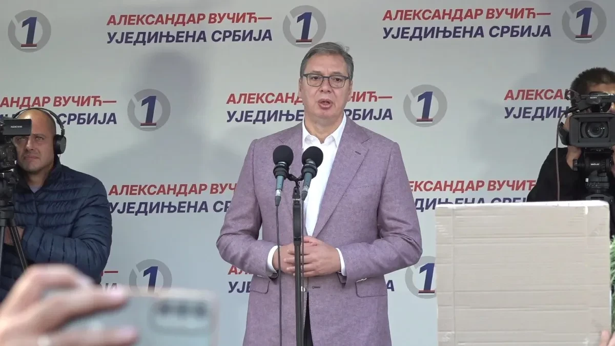 Aleksandar Vučić sa narodom: Reka ljudi u Kruševcu, obraća na velikom skupu