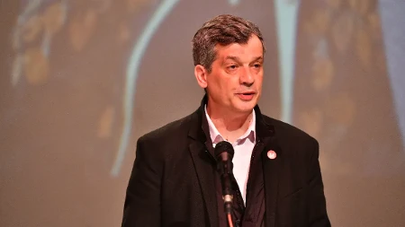 Blokader bi da izbacuje iz studija i ukida RTS! Gledaj, narode - ovo je ta njihova "sloboda i demokratija!"