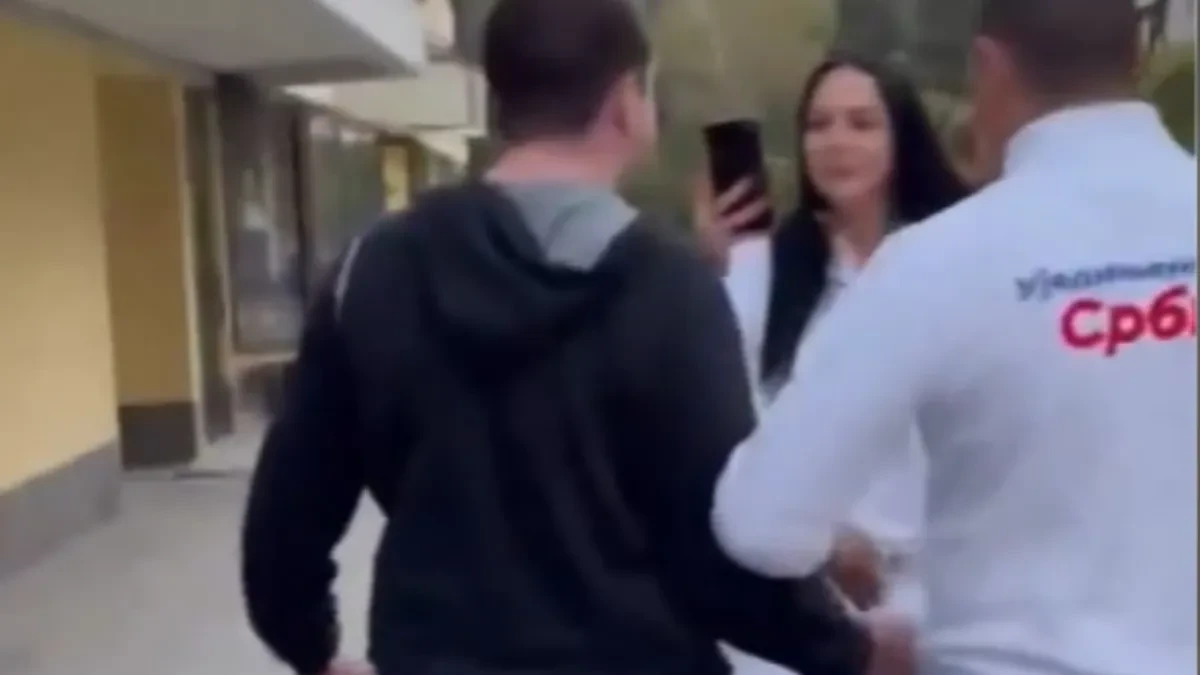 Jeziv incident u Majdanpeku: Blokader pijan ili drogiran, ili oba, nasrće na članove SNS-a (VIDEO)