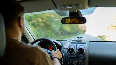 Ovu grešku prave svi vozači čim upale auto: Prvih nekoliko minuta vožnje je važnije nego što mislite, ovo nikako nemojte da radite dok je motor hladan