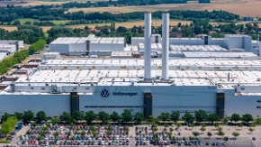 Kolaps nemačkog giganta! Folksvagen zamrzava plate radnicima do 2030. godine?!