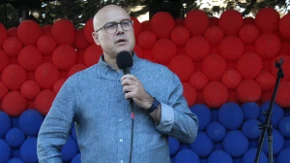 "Nema popravnog 26. oktobra, odbranimo Vojvodinu" Vučević: Hteli su da posvađaju braću i razbiju Srbiju!