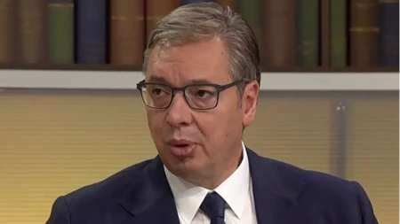 "Očekivao sam da će makar da glume profesionalnost" Vučić o zabrani na N1