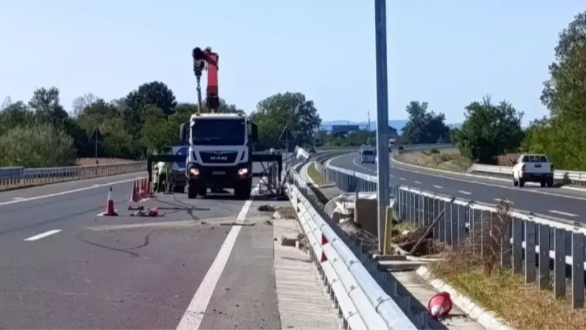 Devojka (20) poginula u stravičnom sudaru dva automobila: Tragedija kod Bečeja