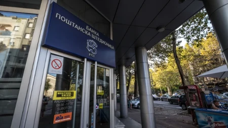 Beograđanin umesto 6.000 podigao 8.500 dinara! Prebrojao pare za šalterom, pa doživeo još jedan šok