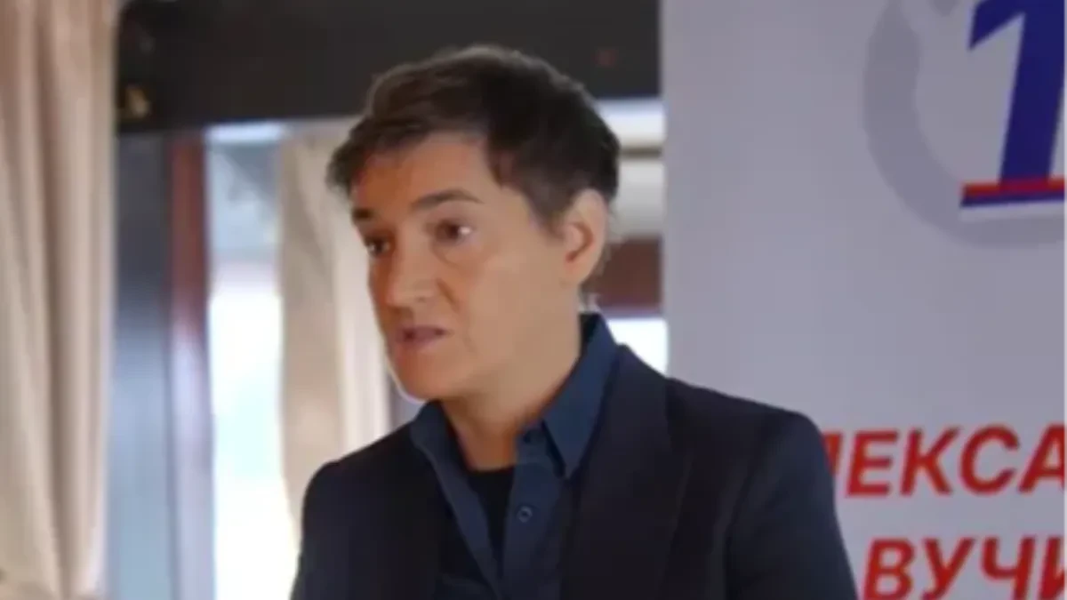 „Manifestacija fašističke novinarske autonomije!“ Ana Brnabić raznela N1 zbog zabrane Vučiću: „Deceniju ste od njega pravili monstruma, a sada se plašite 24 minuta!“