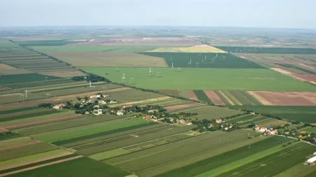 Kać postao grad u malom: Nema više kuća na prodaju, a za plac sa započetim objektom traže 60.000 evra