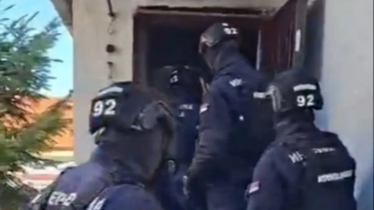Ultradesničar uhapšen zbog pripremanja i organizovanja nasilnih obračuna na izborni dan: Nazivao ih "pripremama za rat"! 