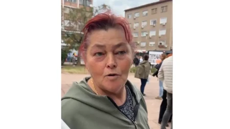 „Bili smo gladni dok Vučić nije došao na vlast!“ Mira Petrović pred skup u Nišu: „Doživotno bih volela da nas on vodi, najbolji je!“