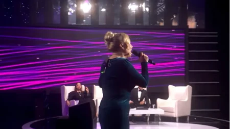 Pevačica upoznala muža na Fejsbuku! Otkrila detalje romanse: "Bili smo raskinuli, a onda..."