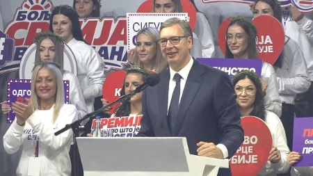 „Sećate li se šta su nam obećavali 2000. godine?!“ Vučić iz Niša podsetio na reči Koštunice o Hagu!