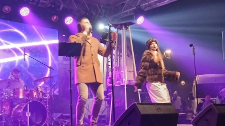 "Mazili smo se u krevetu, a ona mi je rekla da se razvodimo" Naš pevač otkrio detalje bračne drame