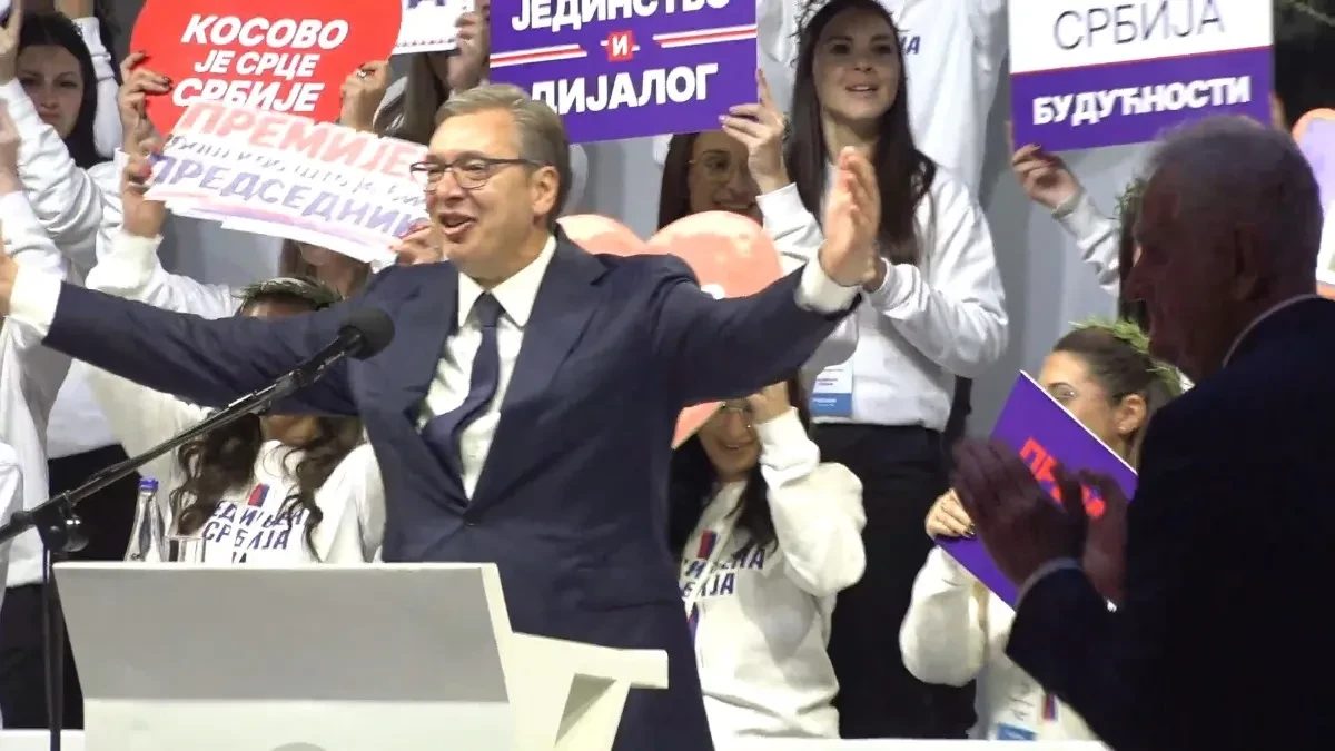 „Zar za naš narod sa Kosova i Metohije nema mesta na vašoj listi?!“ Vučić iz Niša izneo tvrdnje o 250 kandidata!