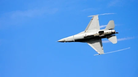 Srušio se moćni borbeni avion! Poginuo pilot, katastrofa u Francuskoj! 