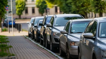 Na kolima osvanula poruka o kojoj priča ceo internet: Žena se brutalno osvetila muževoj ljubavnici, jasno joj poručila jednu stvar