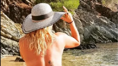Otkrila da ima intimne odnose na javnim mestima! Naša pevačica šokriala priznanjem: "Svrati"
