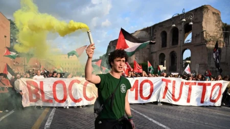 Uklonjene i poslednje blokade puteva u Italiji: Benzinske pumpe i dalje bez goriva!