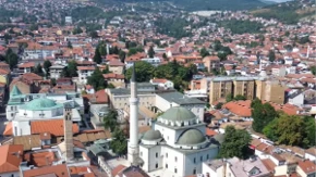 Sarajevo i Federacija samo nižu blamove u radu svojih institucija: Oficir pao zbog droge, a ministrov potrčko bežao od policije