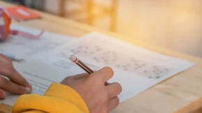 Malo ko uspe da dođe do tačnog rešenja: Na prvu deluje kao zadatak za osnovce, ali teže je nego što izgleda