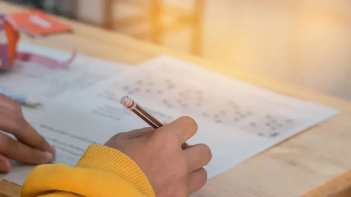 Malo ko uspe da dođe do tačnog rešenja: Na prvu deluje kao zadatak za osnovce, ali teže je nego što izgleda