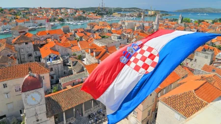 U komšiluku osvanuo bizaran oglas, Hrvati mislili da je reč o šali: Okrenuli broj i ostali u potpunom šoku