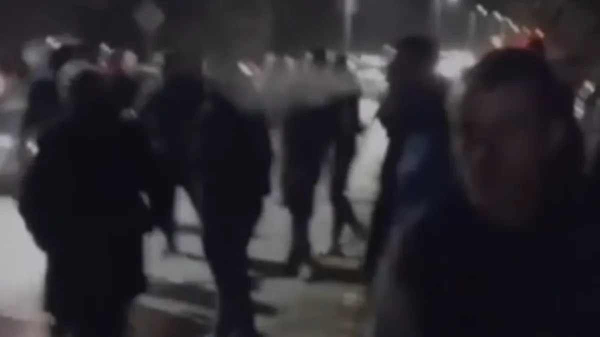 Nastavlja se talas blokaderskog nasilja na ulici: Jezive scene stižu iz Vrbasa