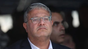 Izraelski ministar se hvali oduzimanjem hleba i džema: "Zatvorenicima ću život pretvoriti u pakao, molim se za smrtne kazne"