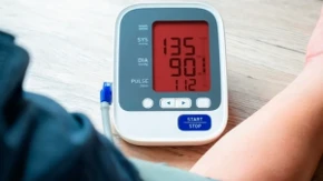 Izmerite pritisak, vidite da je dobar i ne popijete lek? Upravo tu mnogi prave opasnu grešku