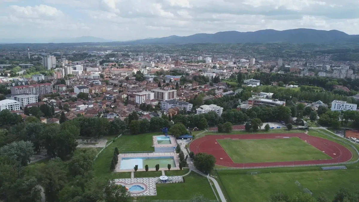 Paprene cene nekretnina u Čačku: Stanovi u starogradnji ne padaju ispod 1.200 evra po kvadratu, a novi idu i preko 2.500