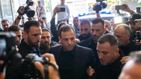 Haos na izborima u Izraelu! Napad nožem na kandidata levice Jaira Golana