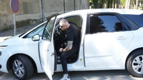 "Nemam ženu, sa njom imam dete i na distanci smo"  Pevač iskreno o porodici sa kojom ne živi