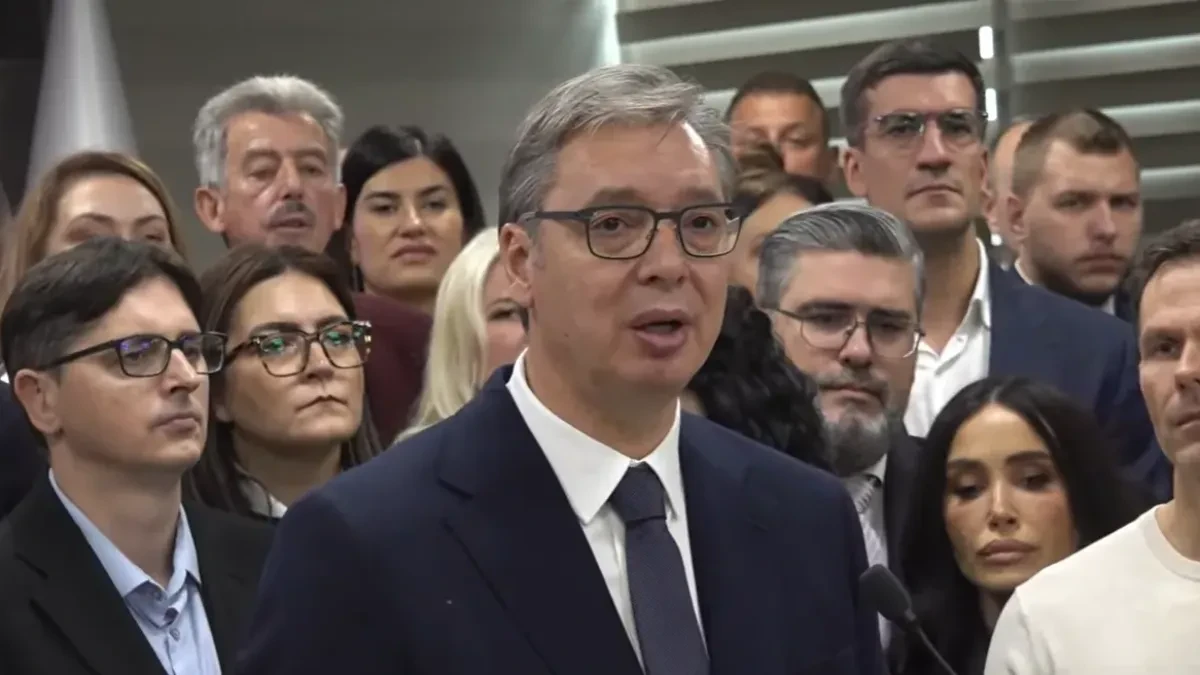 Vučić se sutra obraća iz sedišta SNS-a