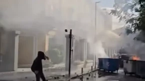 Ruši se Albanija, protesti studenata u Tirani